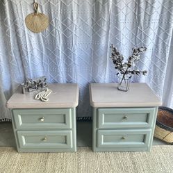 GORGEOUS BOHO CHIC WOODEN Pair Nightstands Side Tables