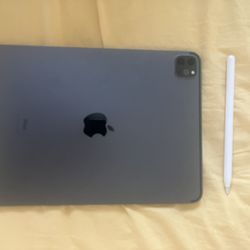 iPad Gen 2 - 11 Inch Barely Used