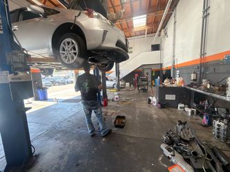 Toyota Prius Hybrid Engine parts