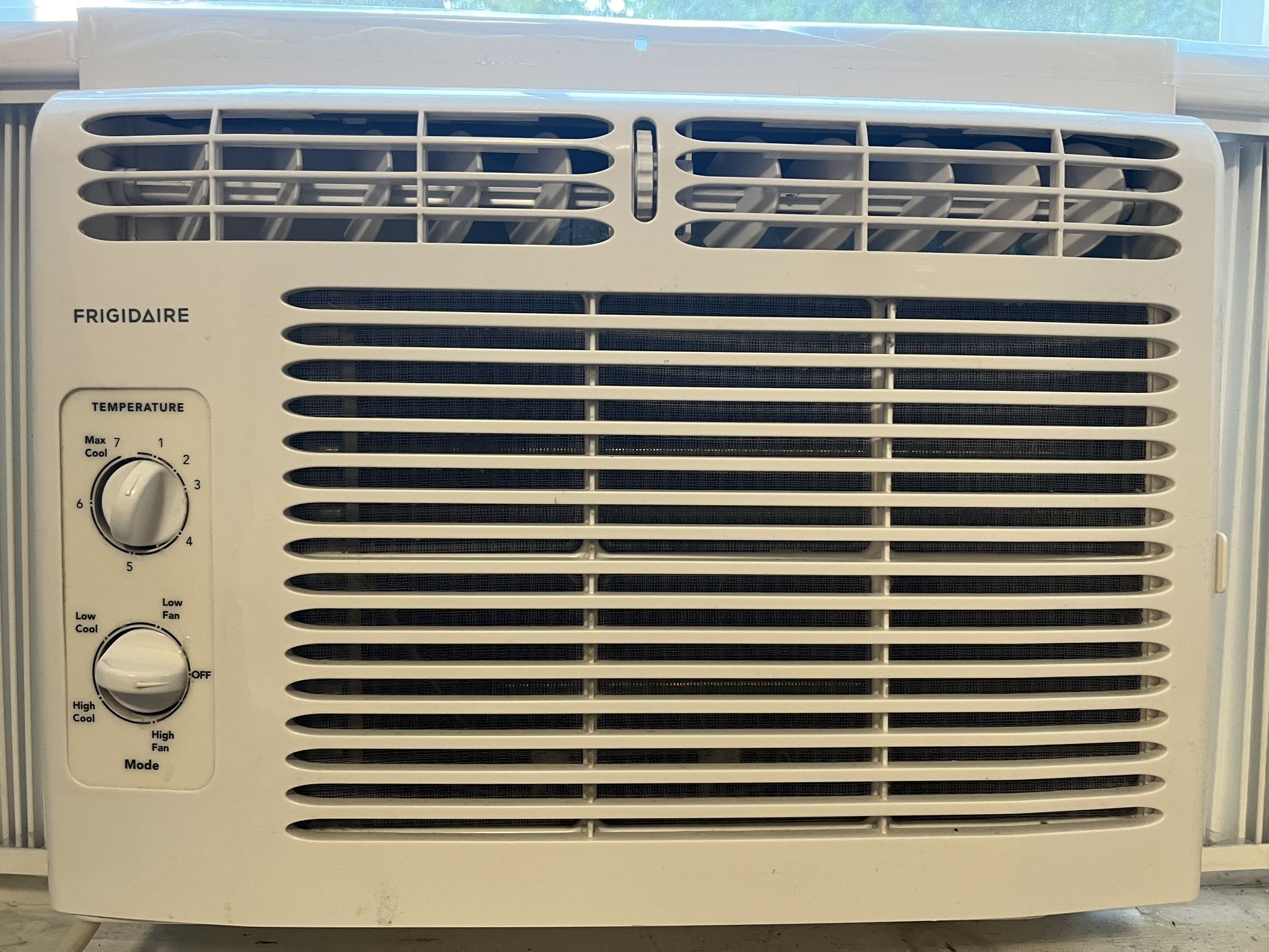 Frigidaire AC 5,000 BTU
