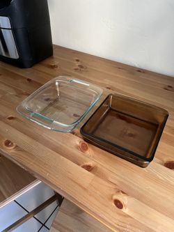 Glass oven trays