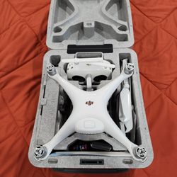 DJI Phantom 4 Pro V 2.0 Drone