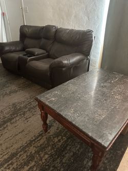 Sofa set w/ table& other items!!