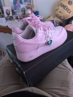 Nike Air Force 1 '07 SE "Valentine's Day"