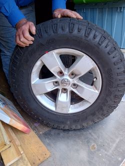Set. Of 4   265-70-17"  2014 _1500 Ram