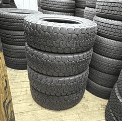 275 70 18 AMP Terrain Pro Set of 4 Used