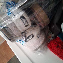 Bag Of Good Shoes And Slippers. Free.  Bryantown  Md