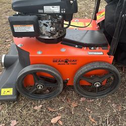 Bear cat wheeled vacuum 160