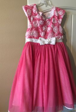 Pink and white size 8 little girls dress