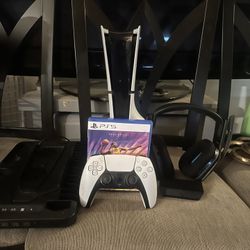 PS5 (CONTROLLER , WIRELESS HEADSET, COOLING STATION, NBA2K24)