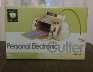 NEW Cricut Create Personal Electronic Cutter