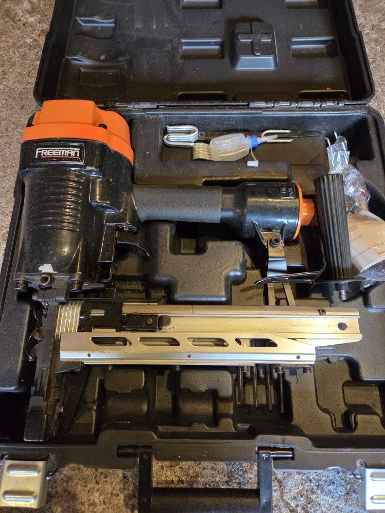Freeman Fencing Stapler Gun