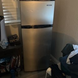 Thomson Refrigerator Freezer 