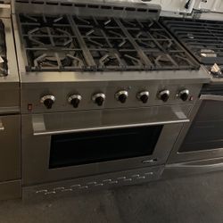 NXR Entree 6 Burner Stove With Oven