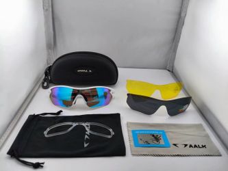 Sports glasses