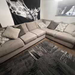 Sectional Couch 