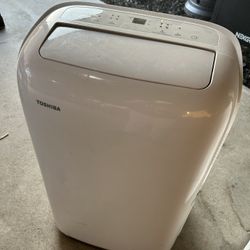 Toshiba 6,000 BTU (8,000 BTU ASHRAE) 115-Volt Portable Air Conditioner with Dehumidifier