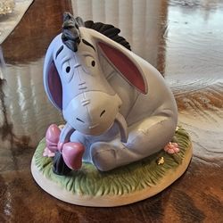 Eeyore Things Seem To Fall Apart When You're Not Around Winnie The Pooh Disney / Tigger / Piglet / Ceramic / Statue / Figure / Disneyland / Cinderella