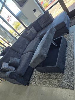 ✨️ Sectionals, 2pc Sofas ✨️ Furniture Queen Bedrooms, Dining Avail