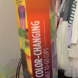 12- Starbucks Color Changing 16oz Hot Cups