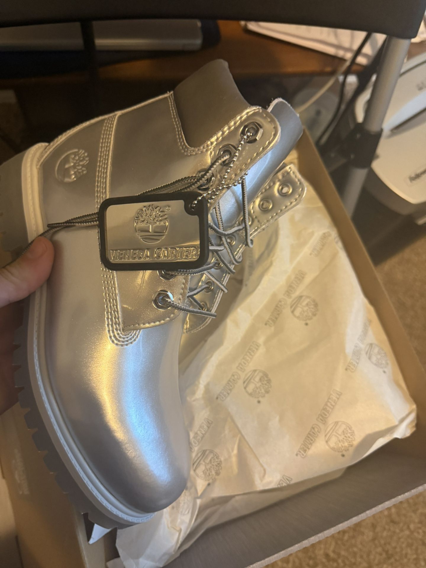 Veneda Carter Waterproof Timberland Boots (Size 6.5M)