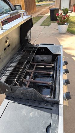 Gas grill