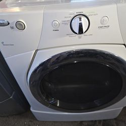 Whirlpool Gas Dryer King Size Capacity And Heavy Duty Works Excellent 