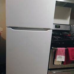 Fridge Like New