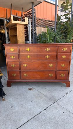 Gorgeous Antique solid wood well-made, beautiful Dresser