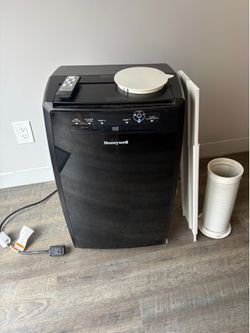 Honeywell MN12CESBB portable air conditioner