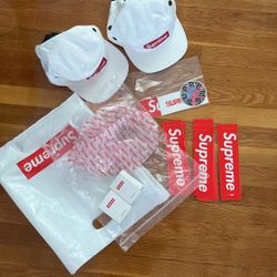 Supreme Caps