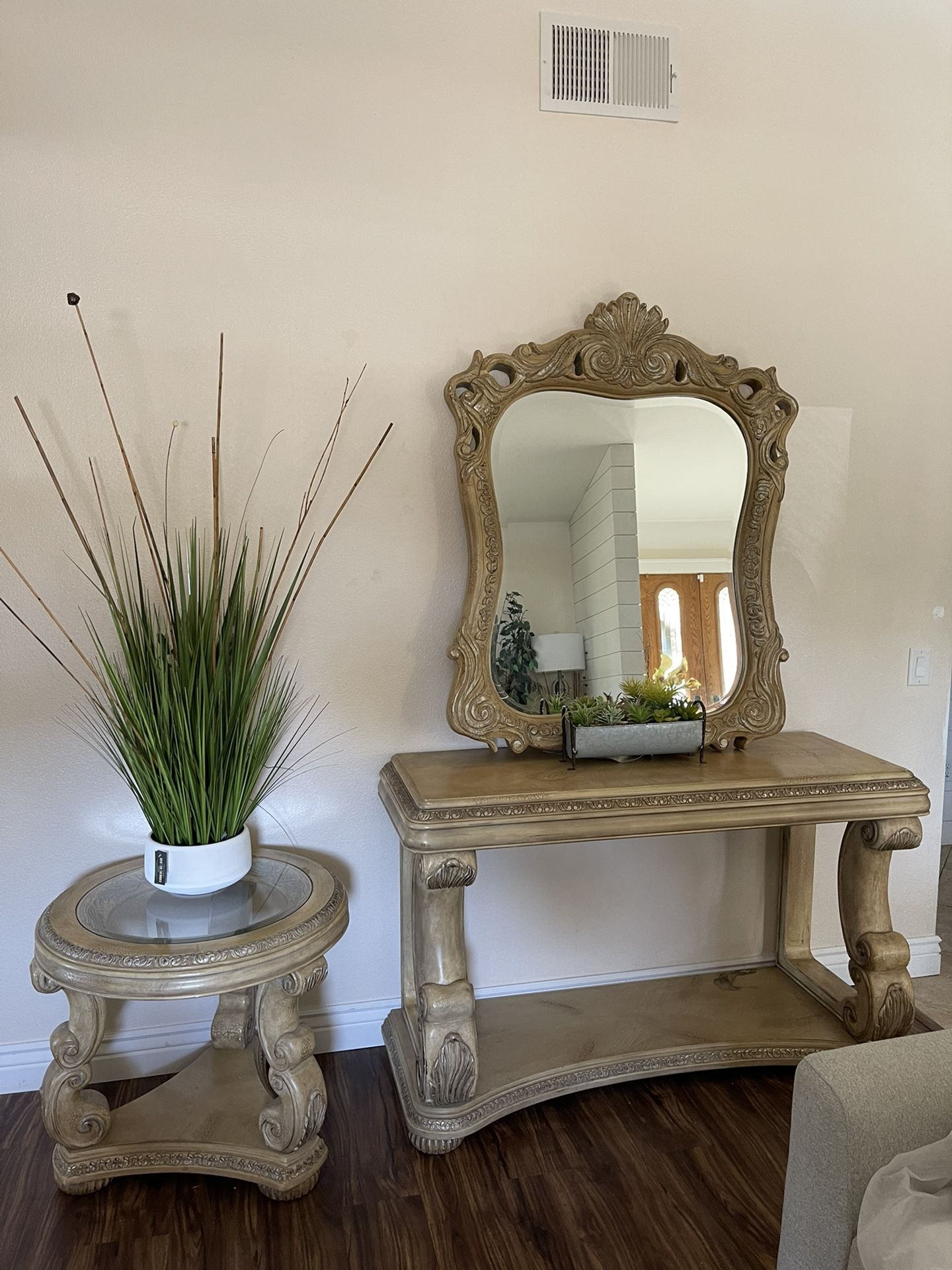 Formal Living Room Table Set