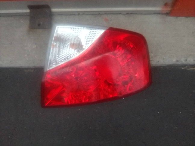 2008-2010 Infiniti M45Tail Lights With Accessories Oem.Q