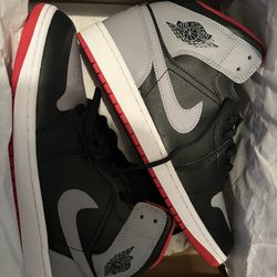 Air Jordan 1 Mid 