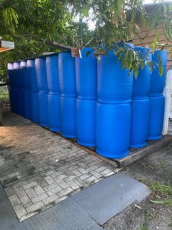 Tanques plásticos 55GL