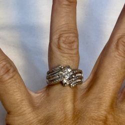 lab-grown diamond  925 sterling silver Size 7. ***