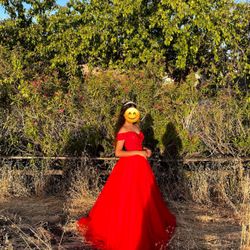 Beautiful Red Quinceañera or Prom Dress/Gown
