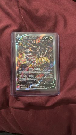 Giratina V 186/196