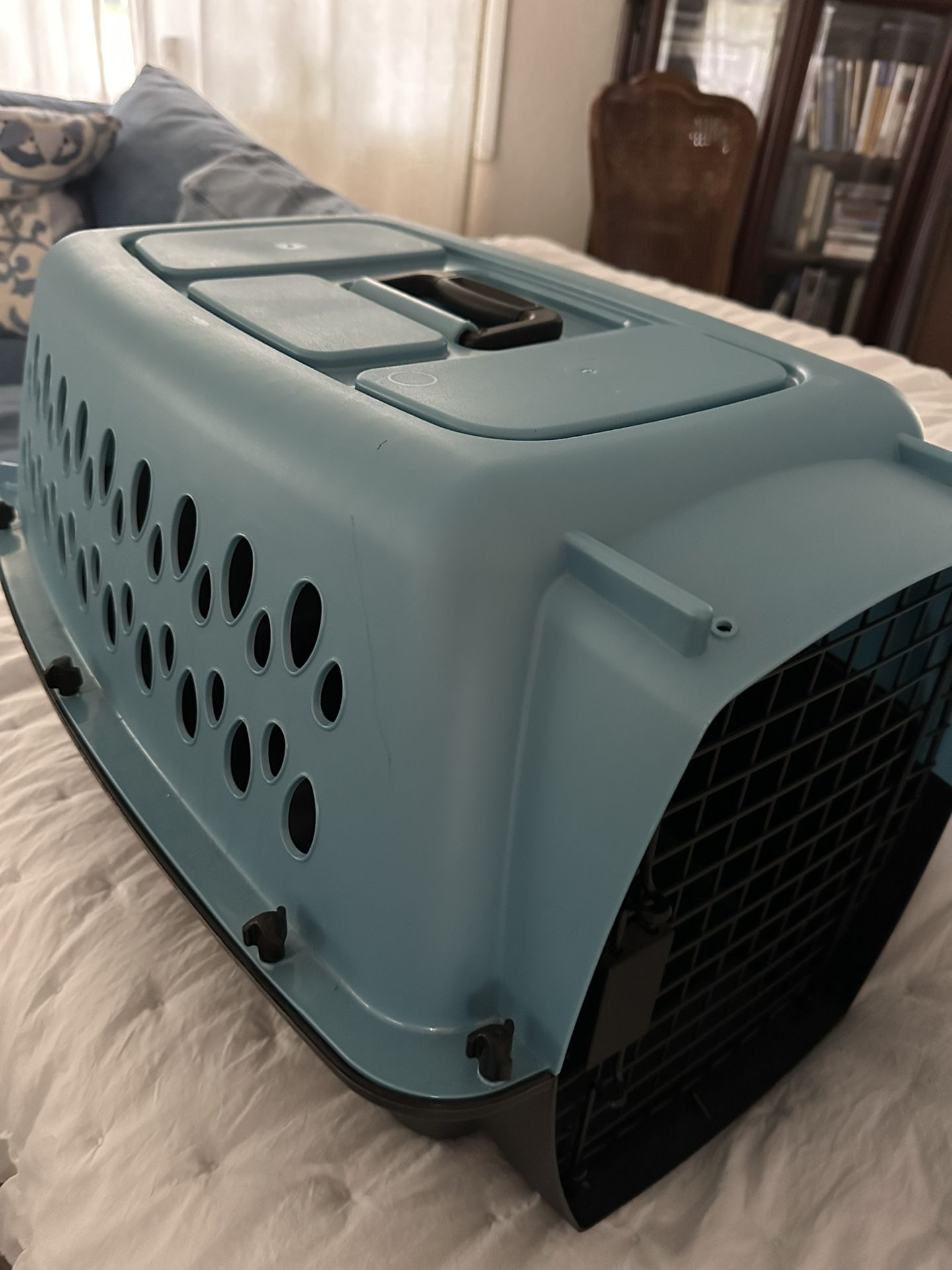 Brand New 24” Kennel