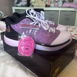 Kobe 3 Low Pink Quarts 10.5