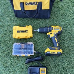Dewalt 20V Lithium-Ion Cordless Compact 1/2 in. Drill/Driver Kit