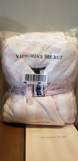Victoria's Secret Cozy Robe