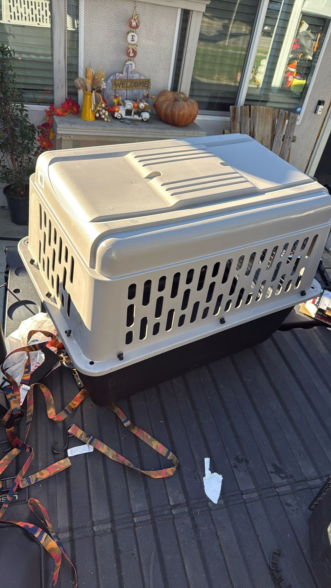 Pet Kennel /crate 