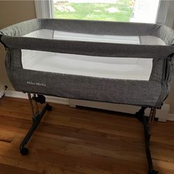 Mika Micky bassinet