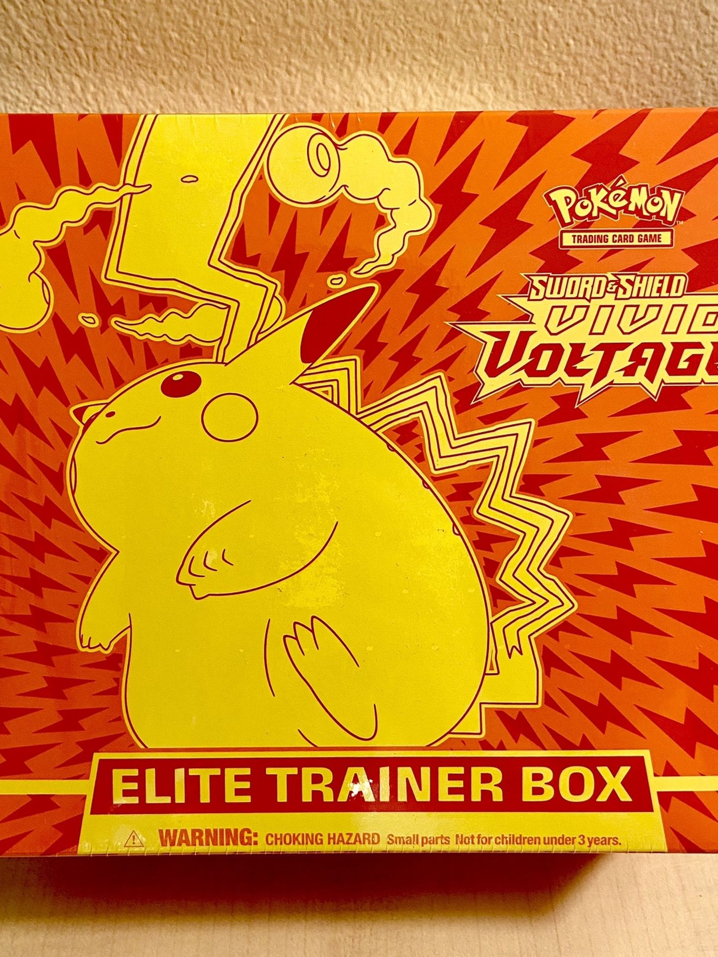 Pokemon Cards: Vivid Voltage Elite Trainer Box