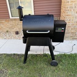 Tragear Smoker