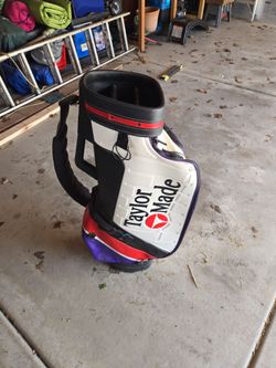 Used Taylor Made golf bag