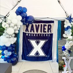 Navy Blue Silver White 💙 🩶🤍 professional balloon garland stands