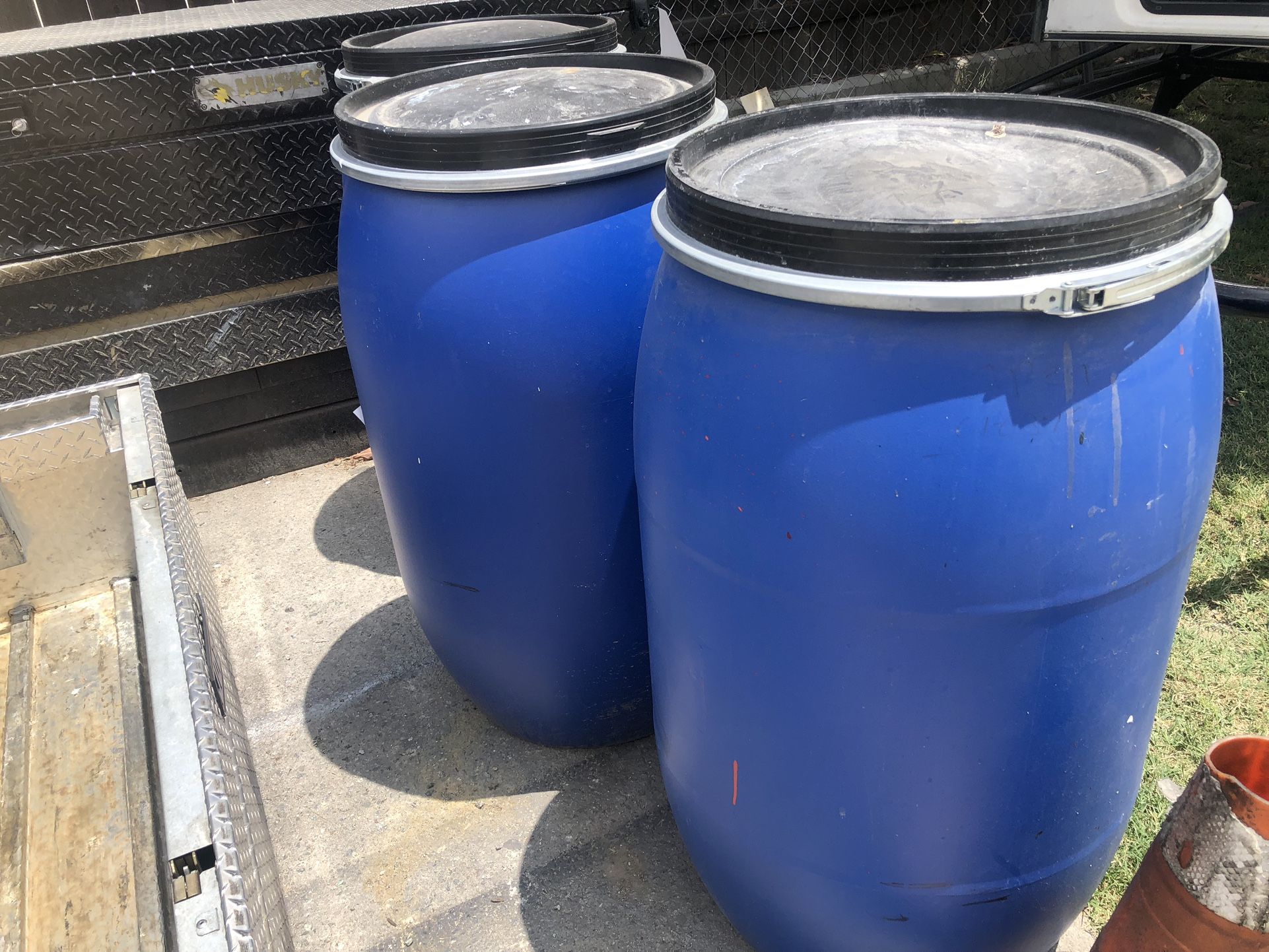 Plastic Barrel With Seal Need Clean