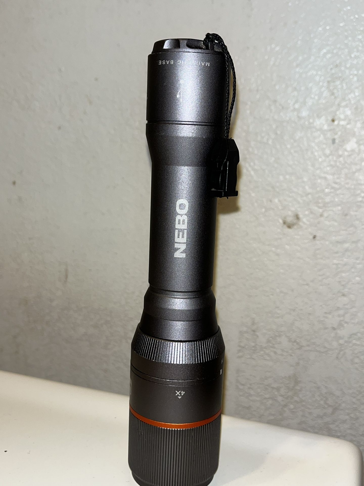 Nebo davinci 1500 lumen flashlight for sale in tucson az offerup